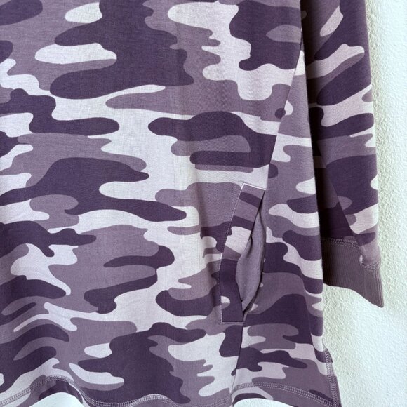 Denim & Co Active Camo French Terry Tunic Top Size L Gray Pockets Long Sleeve - Picture 3 of 13